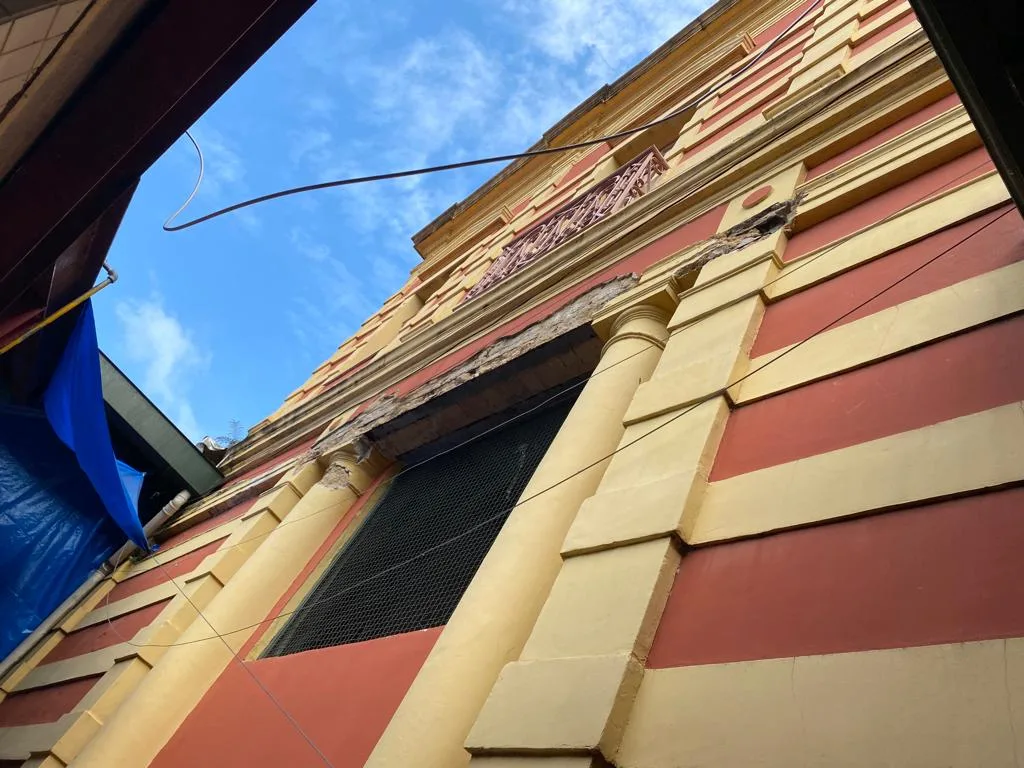 Fachada do Mercado Adolpho Lisboa - Semcom