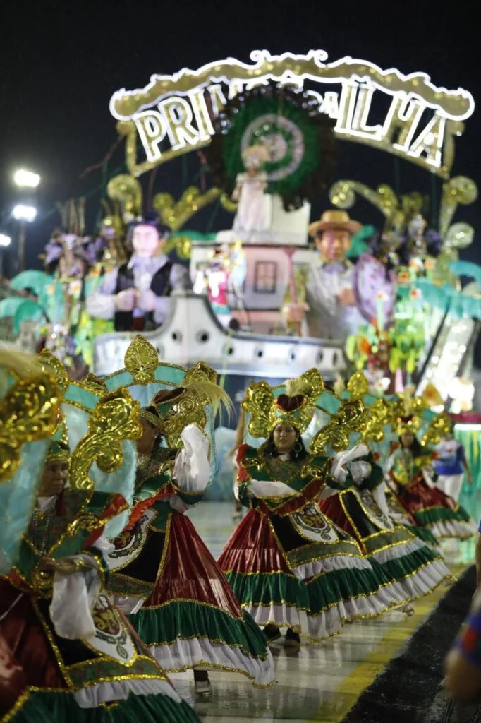 
Cultura_Primos-da-Ilha_Marcio-James.webp
