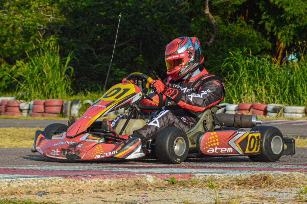 Equipe-Just-Motors-nas-primeiras-colocacoes-do-Campeonato-de-Kart em Manaus - Foto: divulgação