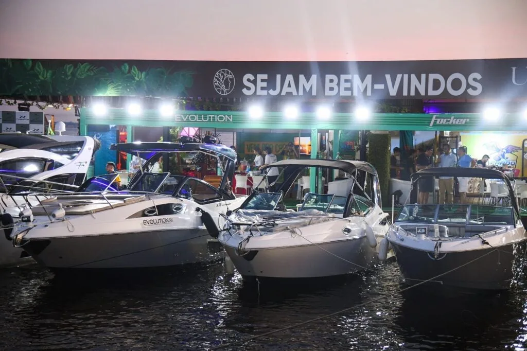 Barco Show em Manaus - Foto: Tacius Melo
