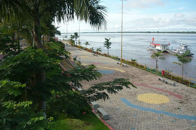 Orla da Cidade de Itacoatiara, às margens do rio Amazonas