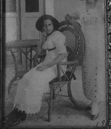 Ária Ramos em foto antiga (Foto: Reprodução)
