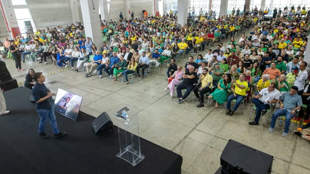 O evento foi aberto ao público e patrocinado por empresários dos setores do Comércio, Serviço e Indústria, contando com o apoio da deputada estadual Débora Menezes (Foto: Hércules Andrade)