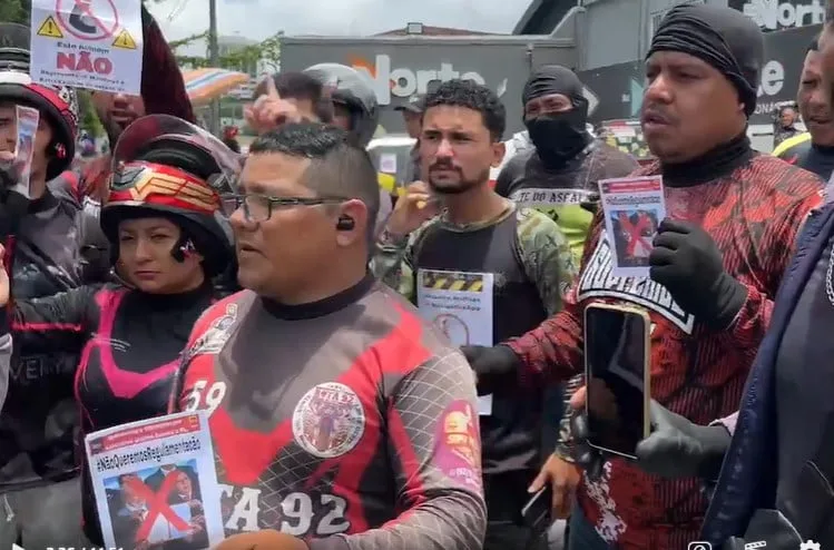 Entregadores fazem manifestação em Manaus (Foto: Reprodução)