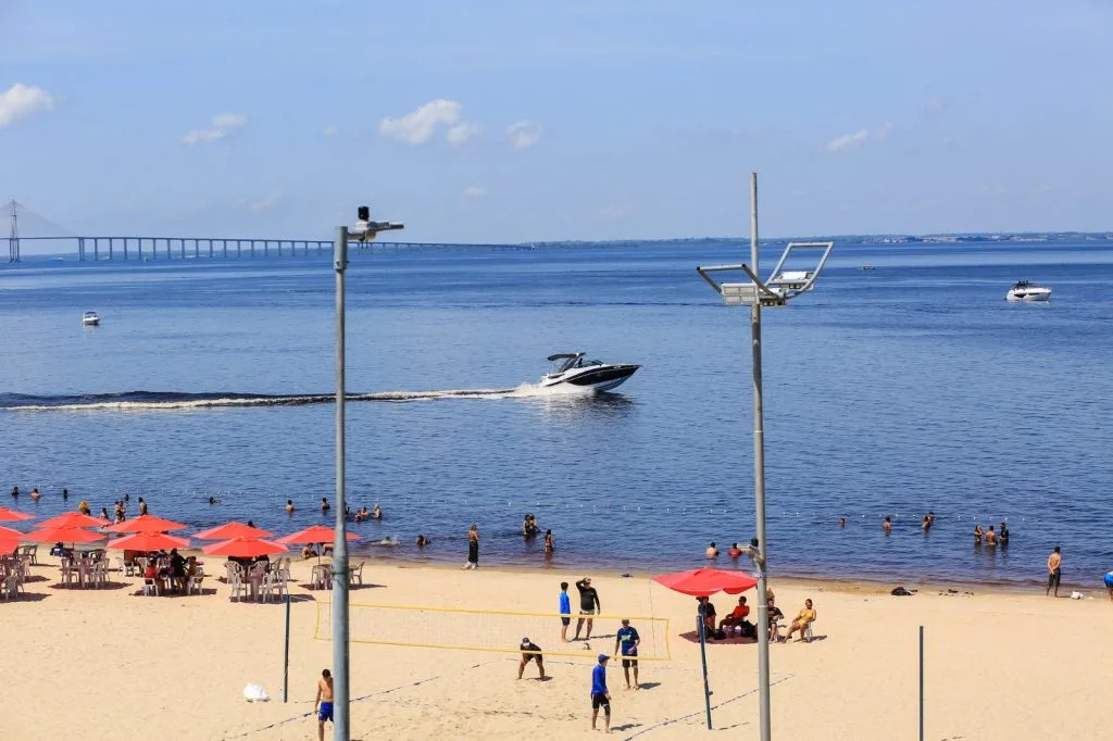 Praia da Ponta Negra em Manaus (Foto: Semcom)
