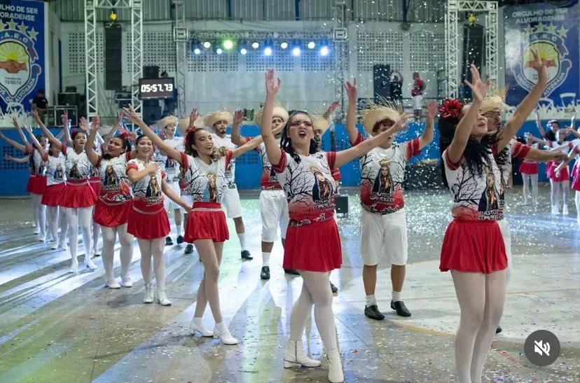 Cultura_Grupo-Folclorico-Arraial-Largo_3_Divulgacao