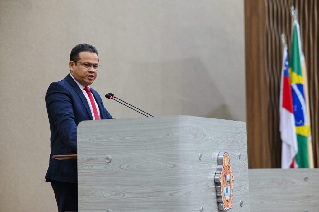 Vereador Eduardo Alfaia, líder do prefeito na Câmara, questionou a necessidade de fala do Sindicato na CMM (Foto: Divulgação)