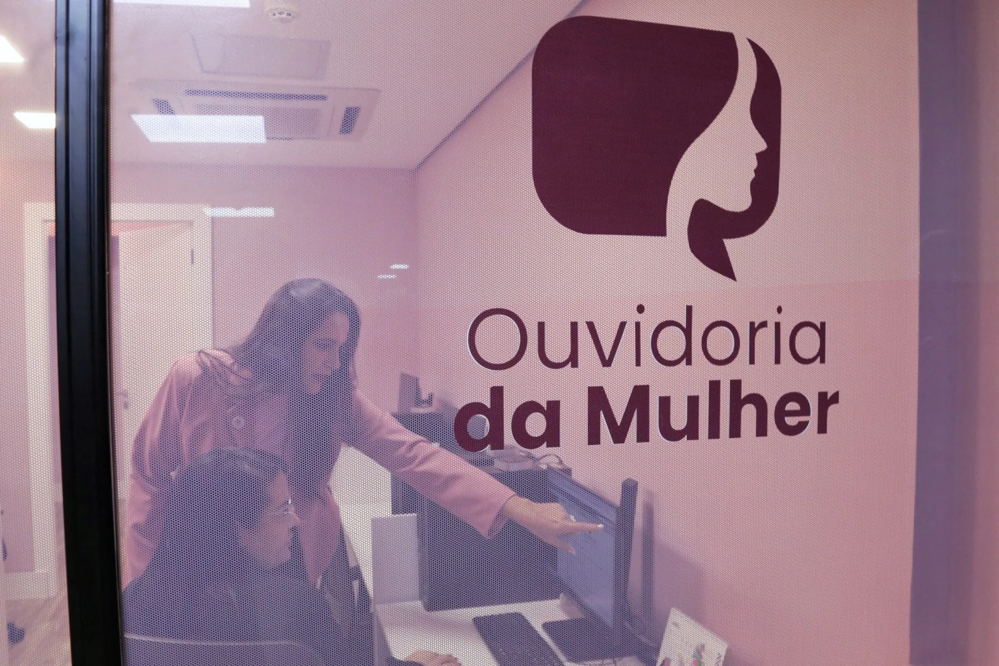 Ouvidoria da Mulher no TCE-AM (Foto: Divulgação)