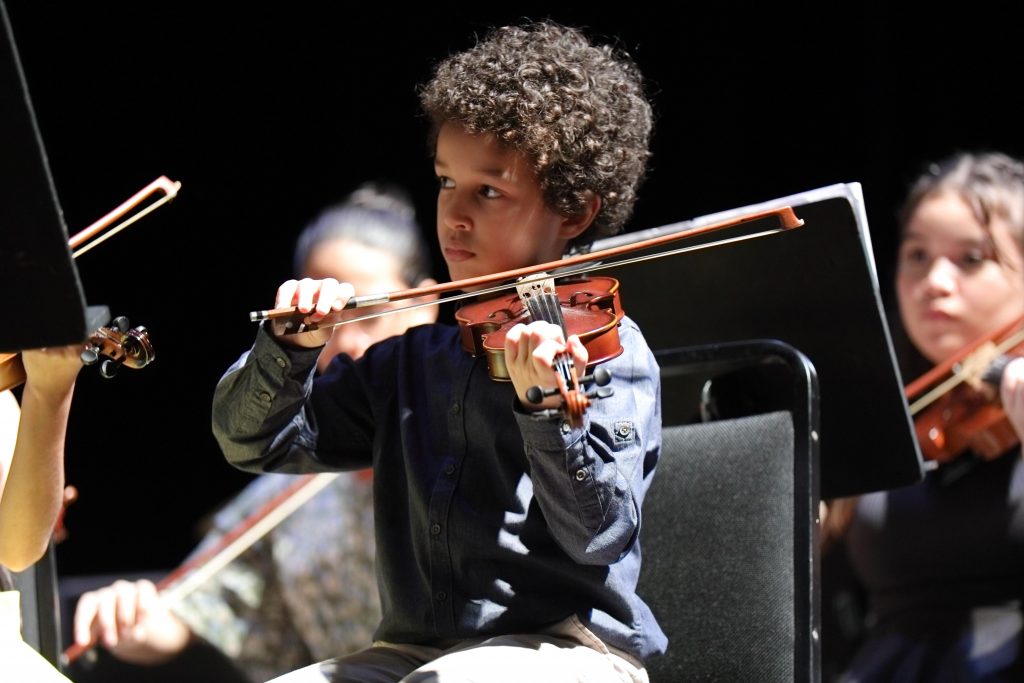 Concerto da Juventude_projetos de extensão da UEA celebram o Dia das Mães, no Teatro Amazonas_Fotos_Daniel Brito_Ascom UEA 