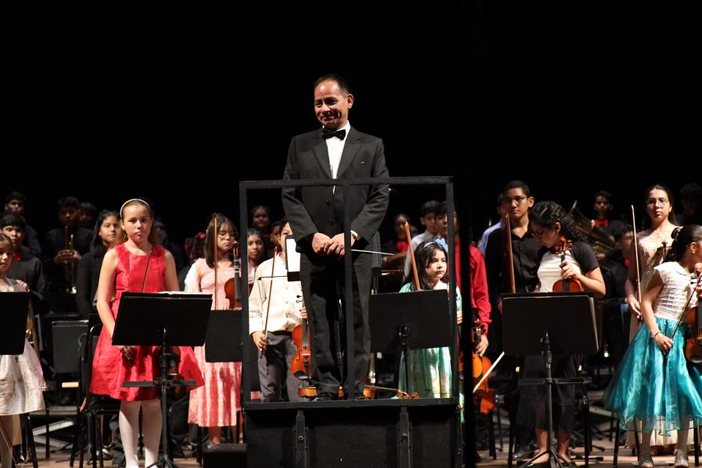 Concerto da Juventude_projetos de extensão da UEA celebram o Dia das Mães, no Teatro Amazonas_Fotos_Daniel Brito_Ascom UEA