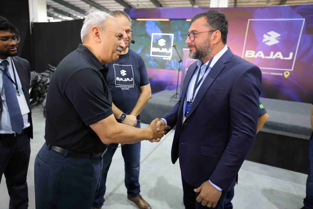 Presidência da Bajaj cumprimenta governador do Amazonas Wilson Lima (Foto: Arthur Castro)
