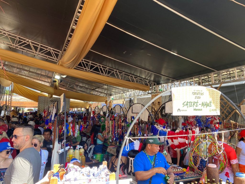 Feira de Artesanato Indígena em Parintins (Foto: Divulgação)