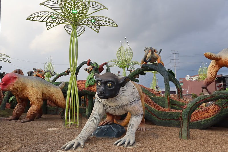 Esculturas de primatas no Parque Gigantes da Floresta em Manaus (Foto: Divulgação)