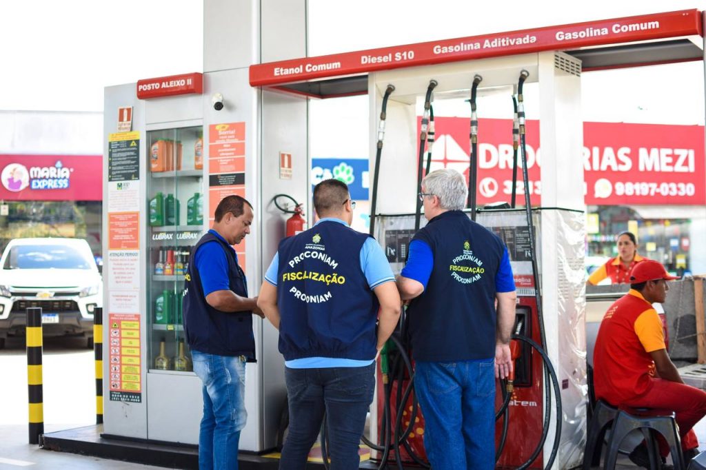 Procon-AM notifica 100 postos de combustíveis em Manaus após alta no preço da gasolina