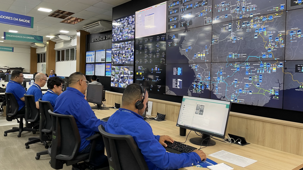 Monitoramento do abastecimento de água em Manaus (Foto: Divulgação)