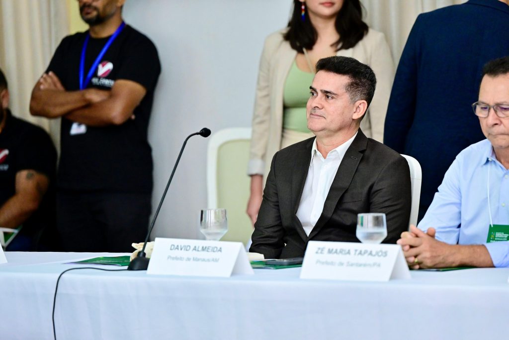 Gestao-de-David-Almeida-e-destaque-em-debates-sobre-sustentabilidade-durante-‘Encontro-de-Prefeitas-e-Prefeitos-da-Amazonia-Legal