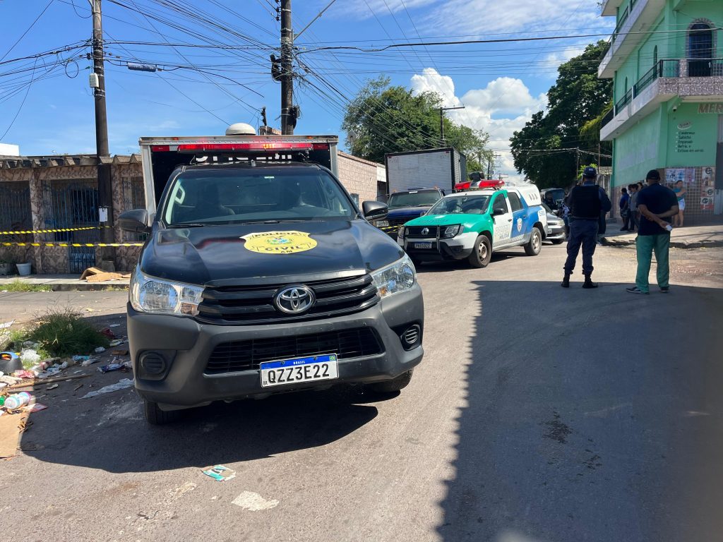 Local onde jovem foi morto a facadas após briga em bar na zona sul de Manaus
