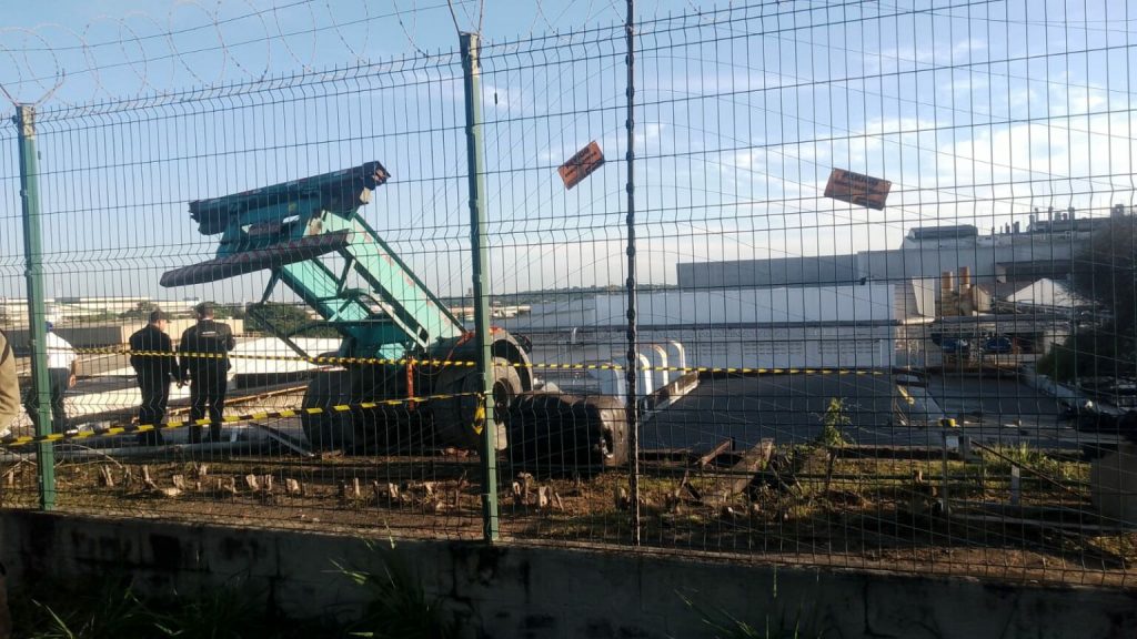 Caminhão envolvido em acidente fatal no Distrito Industrial de Manaus