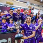 Celino Alves comemora título no futsal de Malta com o time Luxol St. Andrews