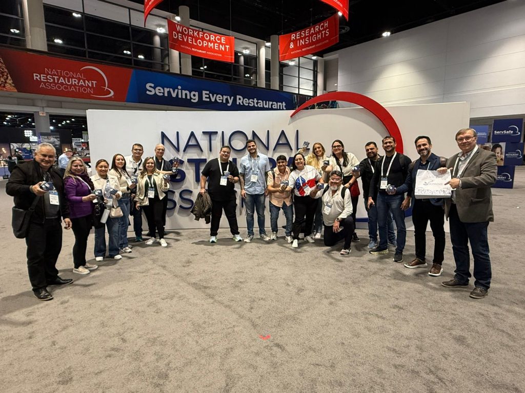 Empresários do Amazonas visitam estande de inovação na NRA Show 2025 em Chicago