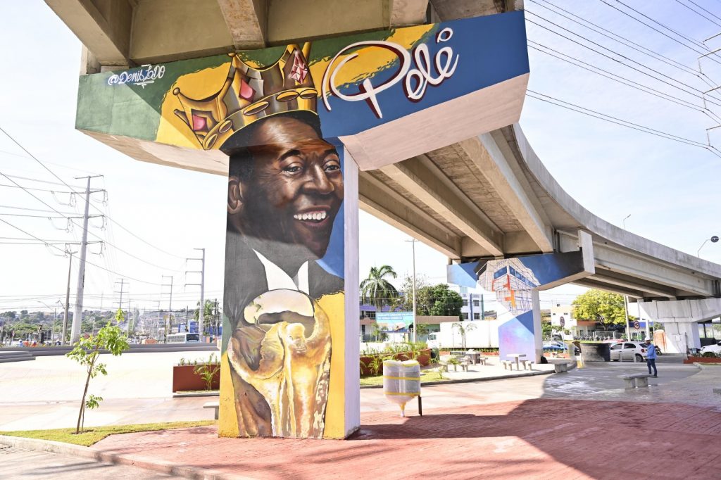 Área vandalizada do Complexo Rei Pelé na noite da inauguração