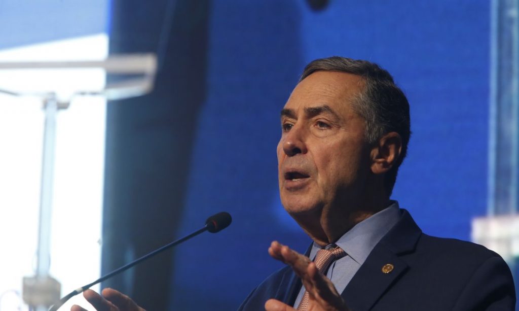 Ministro Luís Roberto Barroso durante pronunciamento como presidente do STF