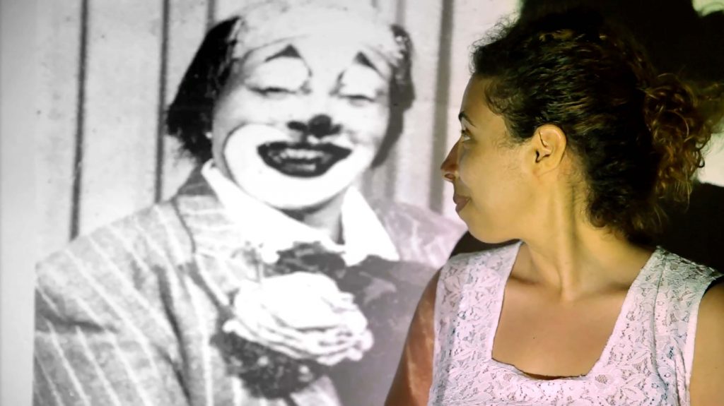 Cena da exibição de filmes no Cine Tela Preta, no Centro de Artes Integradas da Amazônia