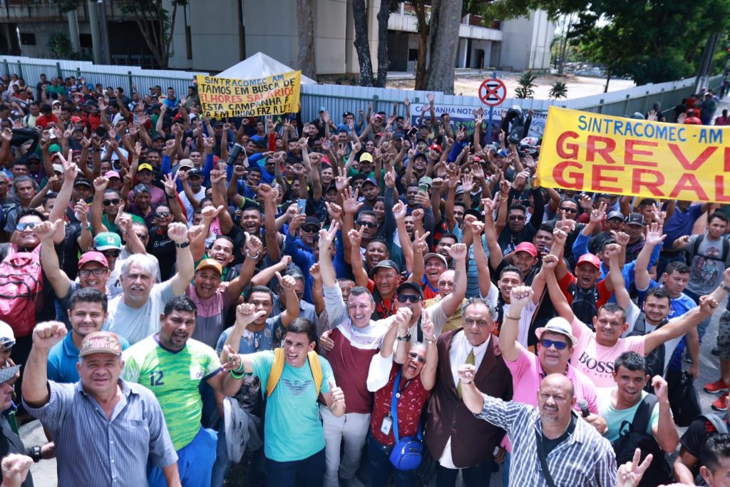 Trabalhadores da construção civil em Manaus encerram greve com reajuste salarial e novos direitos