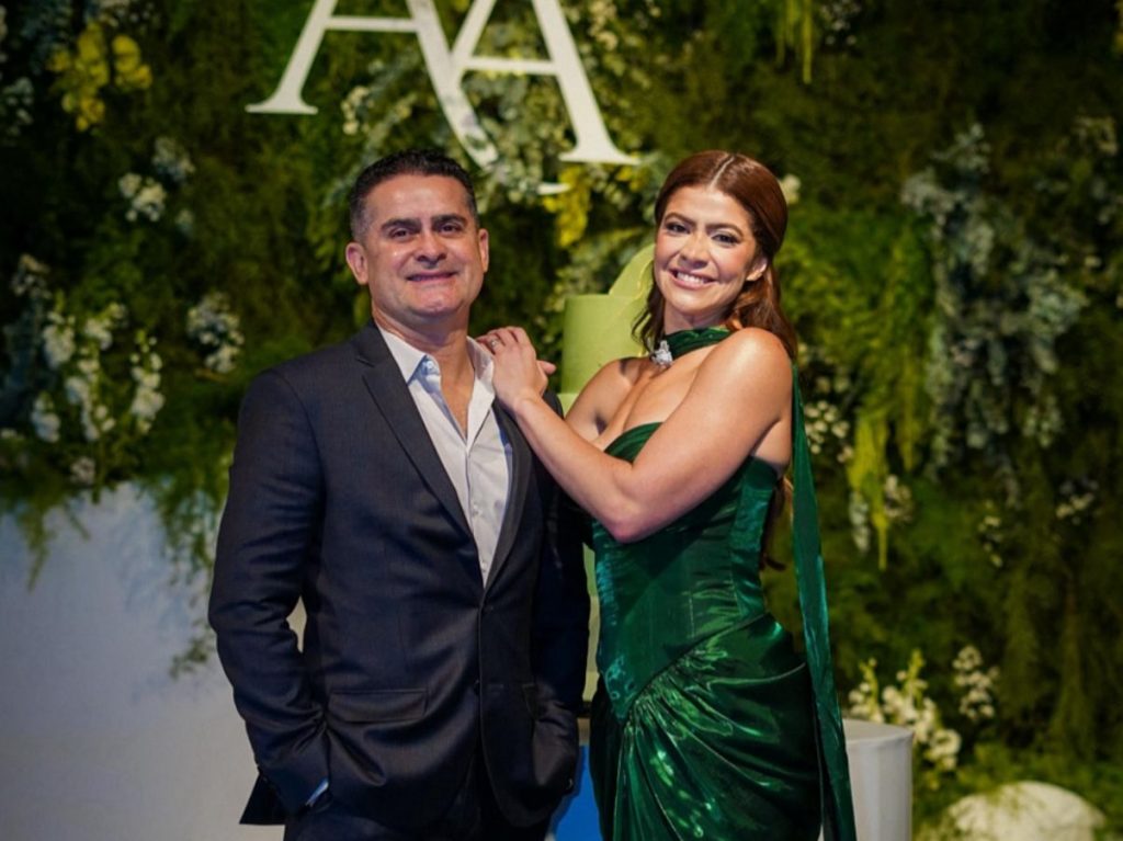 Prefeito David Almeida e a filha Fernanda Aryel