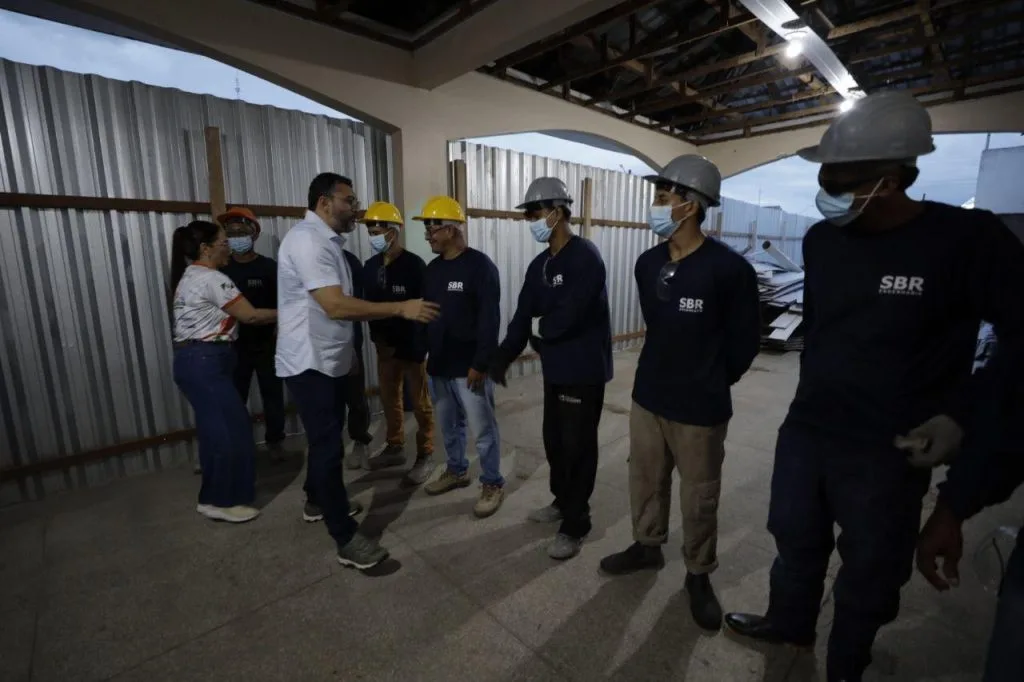 Governador-Wilson-Lima-assina-ordem-de-servico-para-ampliacao-do-hospital-e-anuncia-novas-obras-no-setor-viario-de-Rio-Preto-da-Eva-8_foto-Alex-Pazuello-Secom-1024x682