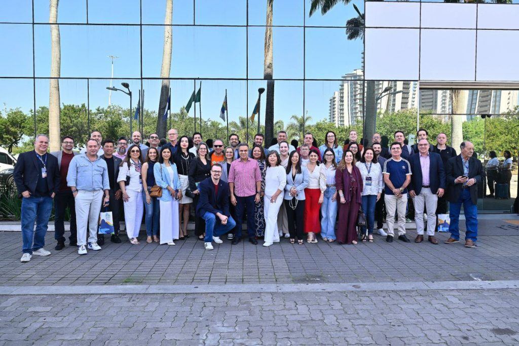 Representantes do TCE-AM participam de reunião da Rede Secom no Rio de Janeiro
