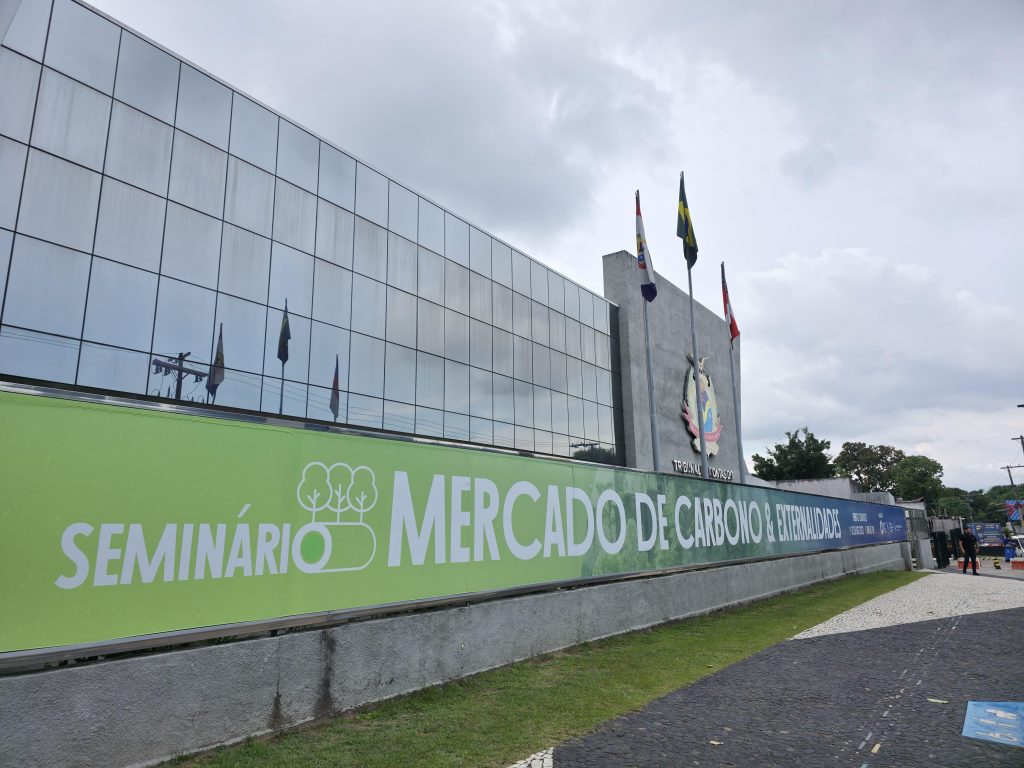 Seminário do TCE-AM sobre mercado de carbono no Amazonas