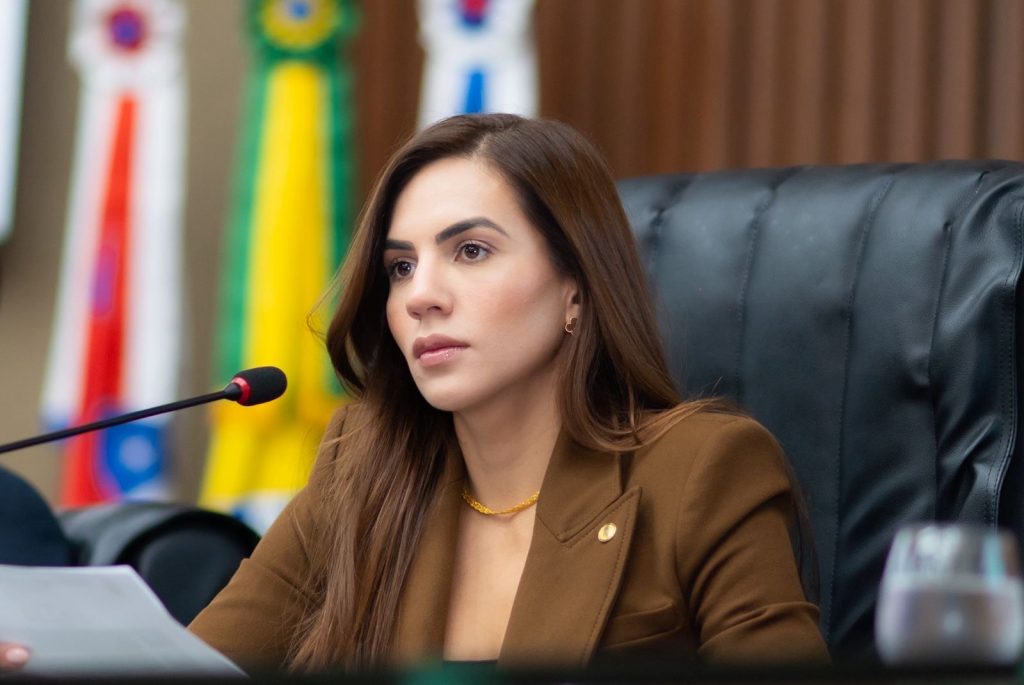 Deputada estadual do AM Débora Menezes