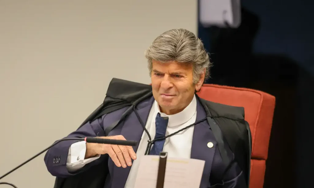 Ministro Luiz Fux durante julgamento do STF sobre Bolsonaro