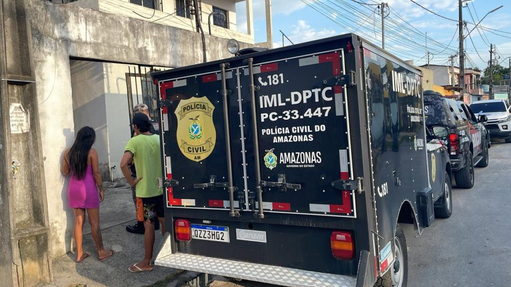 Imagem de arquivo da polícia de Manaus em local de crime.