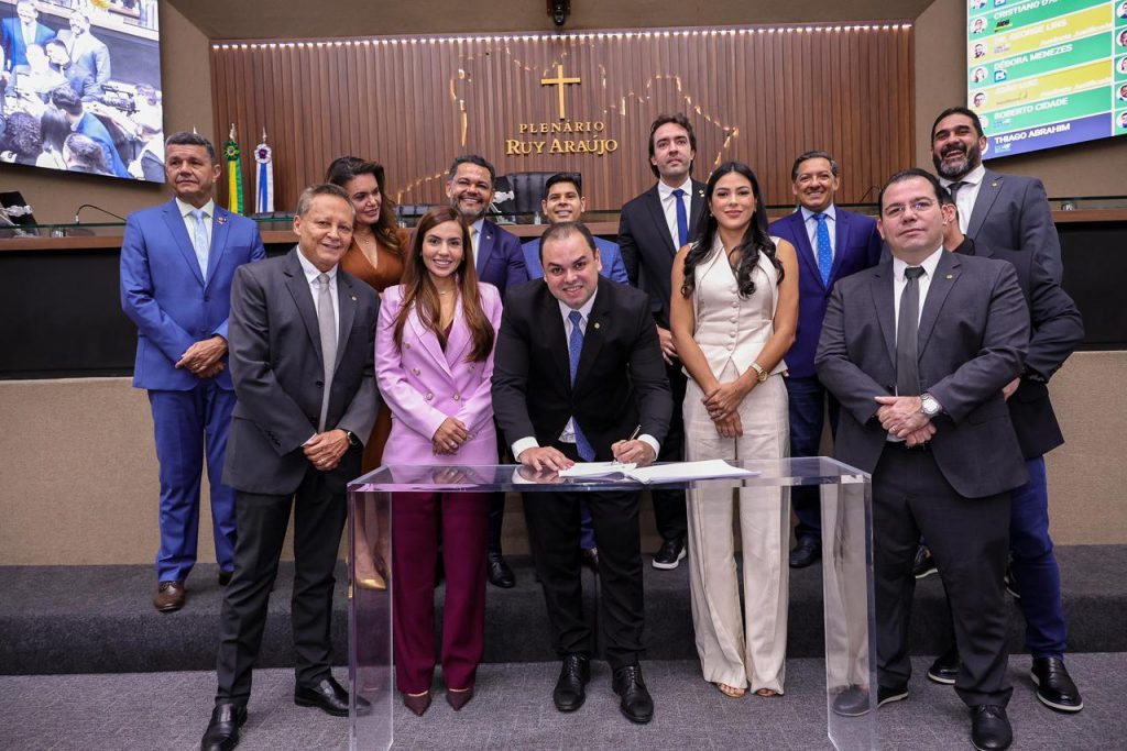 Concurso Aleam 2025 abre inscrições para 100 vagas imediatas em Manaus