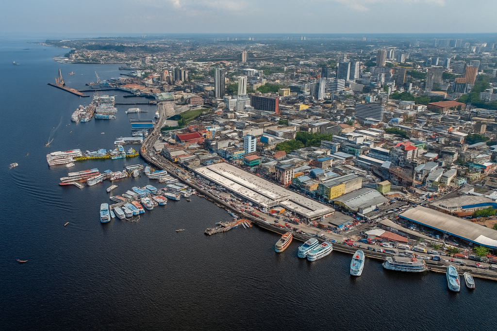 Manaus tem clima equatorial com duas estações distintas, inverno chuvoso e verão mais seco