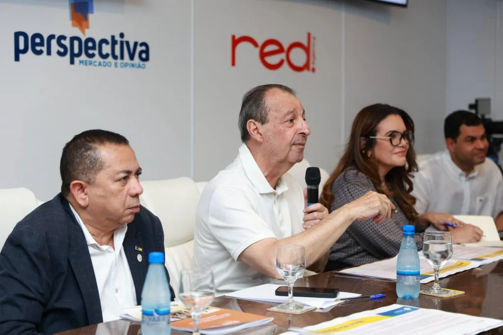 Em encontro com secretários de assistência social, senador Omar Aziz propõe modelo de gestão permanente para o setor