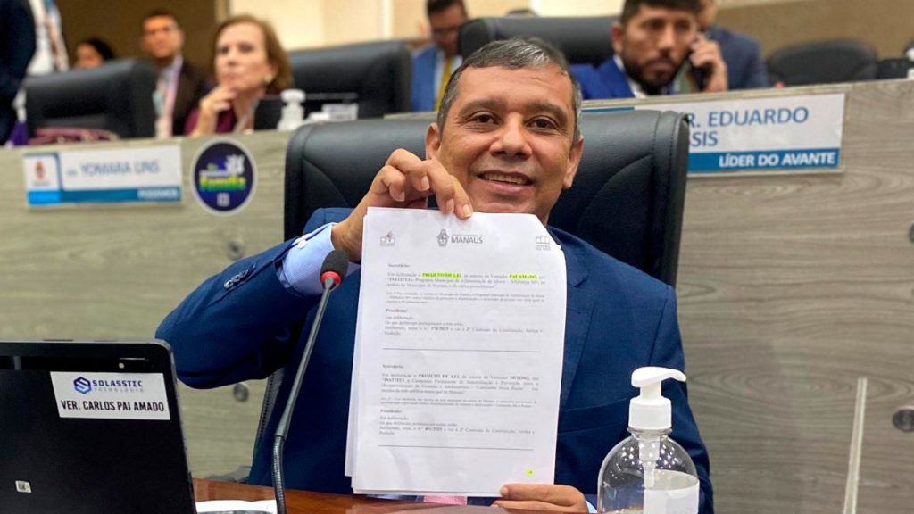 Vereador Carlos Pai Amado apresenta projeto de lei contra preconceito a pessoas pobres em Manaus