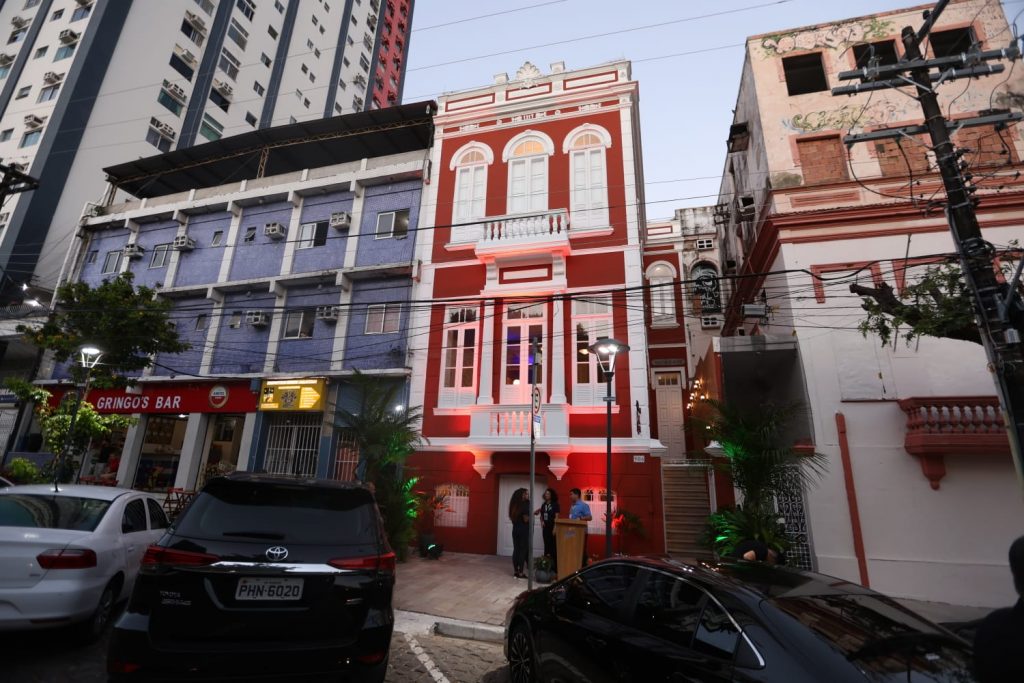 Serviço Nacional de Aprendizagem Comercial (Senac) – Departamento Regional do Amazonas – inaugurou, nesta terça-feira (2), a primeira fase do Bistrô Senac Teatro,