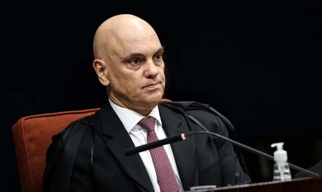 Eduardo Tagliaferro, ex-assessor de Alexandre de Moraes, detido na Itália após pedido de extradição.