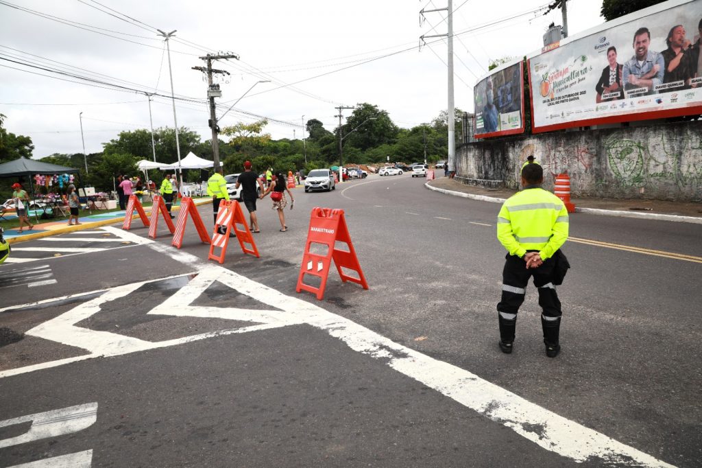 Prefeitura de Manaus reforça operação para Dia de Finados com 170 ônibus