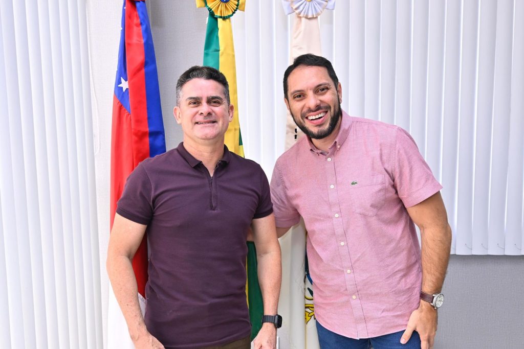 Prefeito David Almeida e secretário Júnior Mar anunciam Proben+ para servidores da educação em Manaus