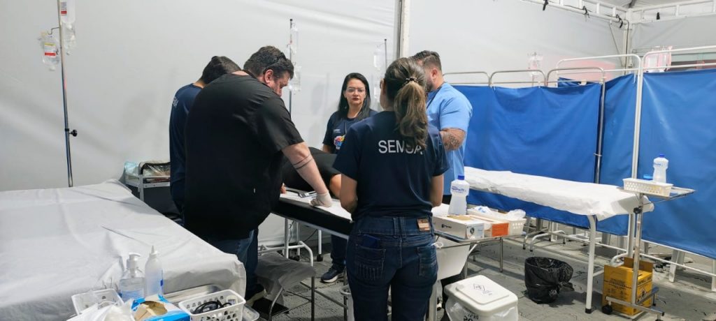 Atendimento médico durante aniversário de Manaus