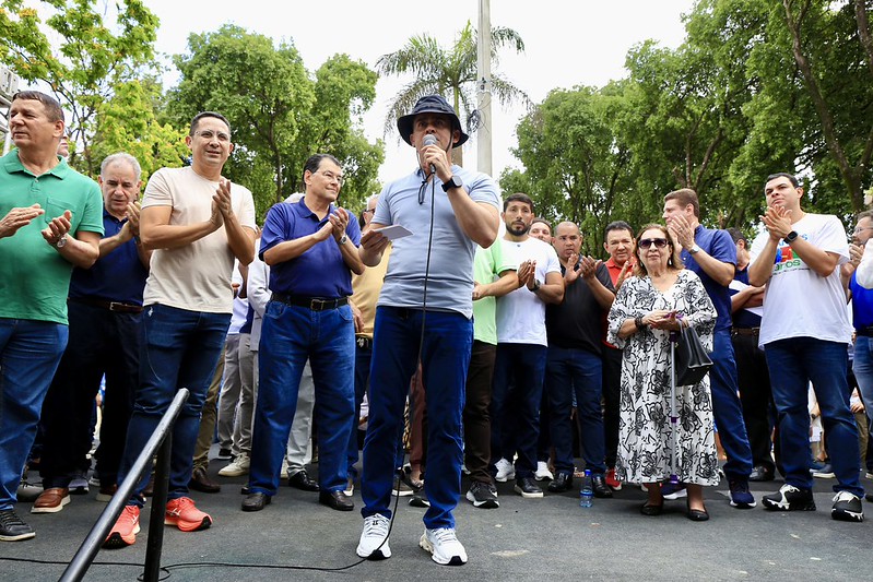 Prefeitura de Manaus entrega revitalização da Praça dos Remédios