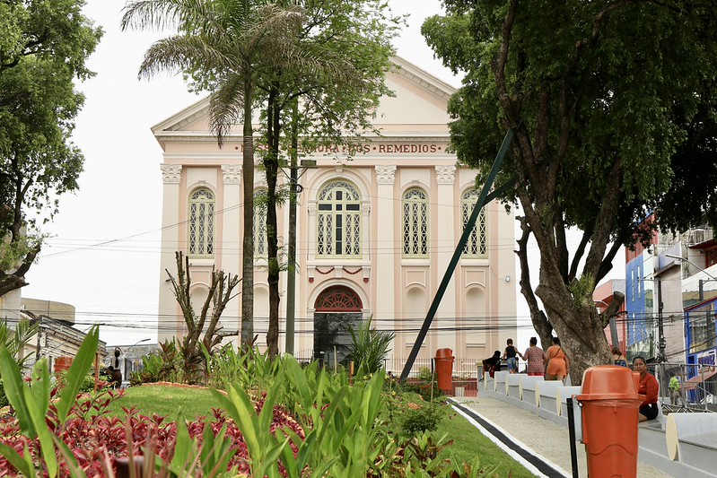 Prefeitura de Manaus revitaliza Praça dos Remédios na capital