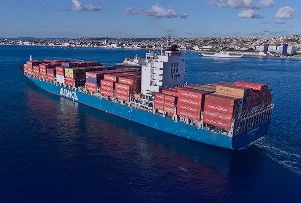 Empresa cobra ‘Taxa da Pouca Água’em Manaus; deputado e ACA reagem Taxa de pouca água é alvo de polêmica no Amazonas