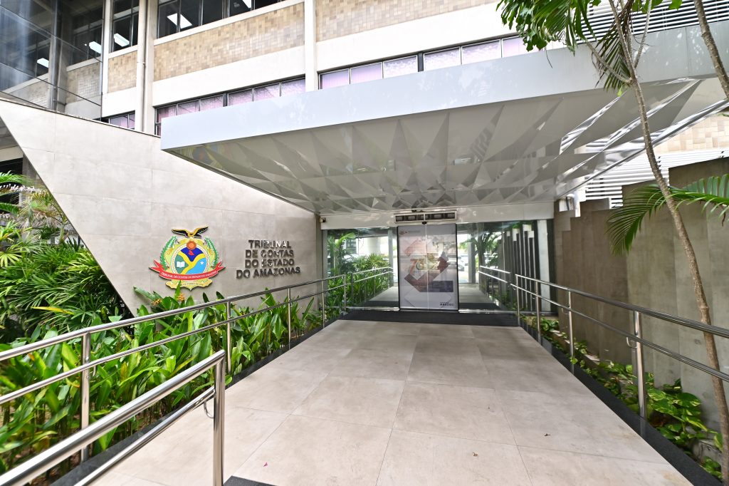 TCE-AM atualiza portais institucionais e migra para novo endereço digital Tribunal de Contas do Amazonas inicia migração do domínio de internet para tceam.tc.br