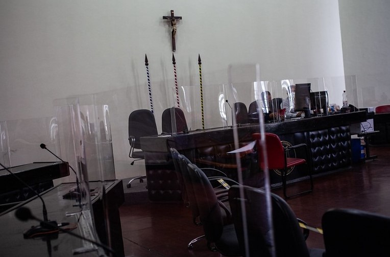 Condenado a 18 Anos homem que matou Aline Rafaete, em Manaus PRIMEIRA VARA DO TRIBUNAL DO JURI DO AMAZONAS