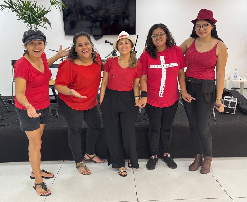 Samba com as moças - grupo de Manaus - Amazonas